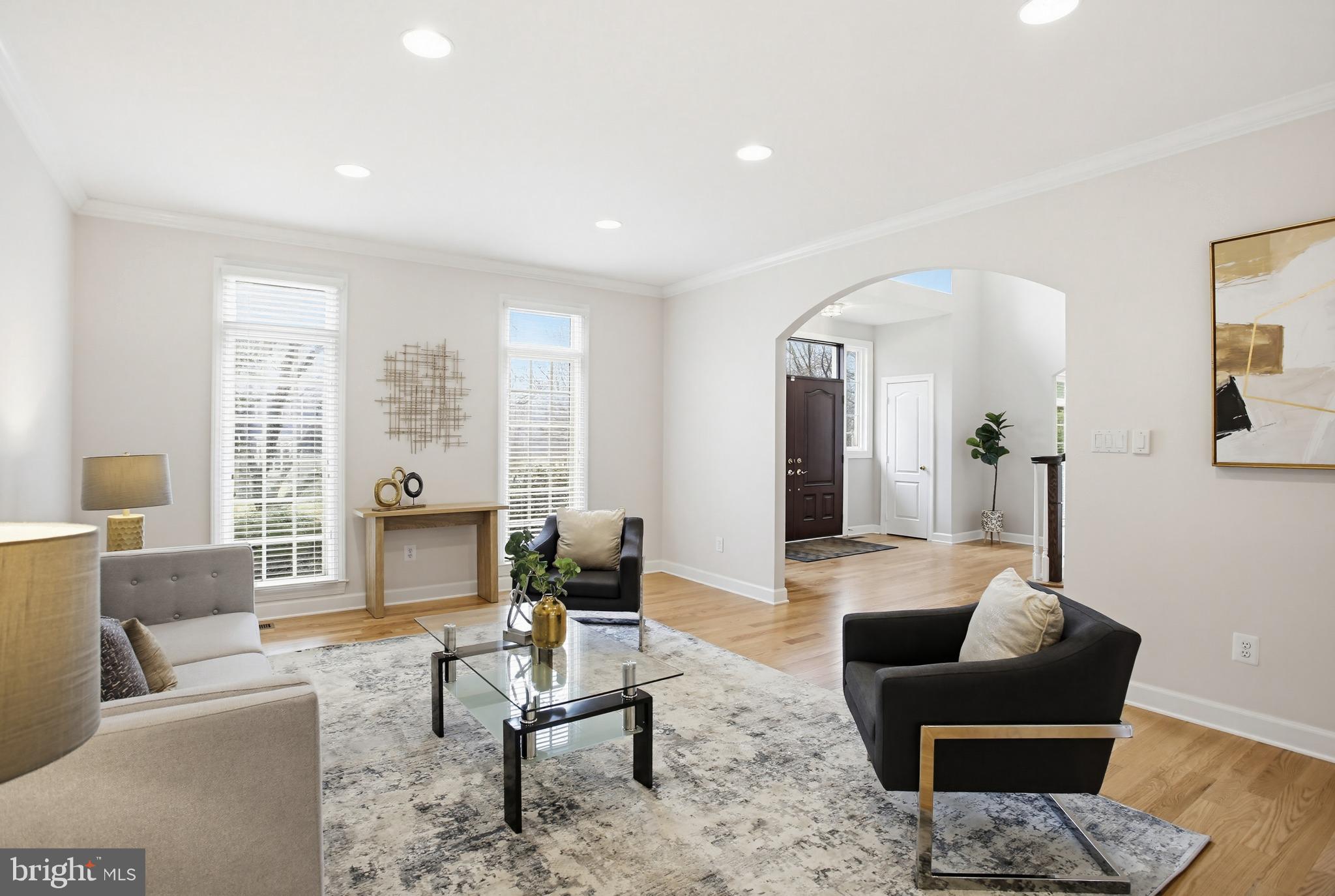 RESTON - Residential