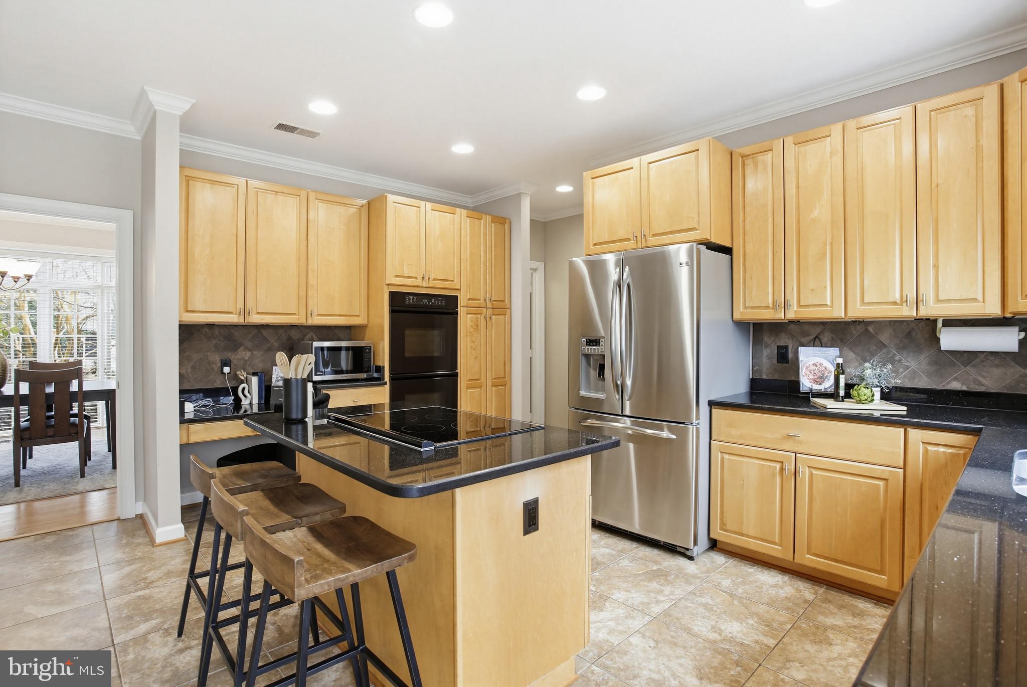 RESTON - Residential