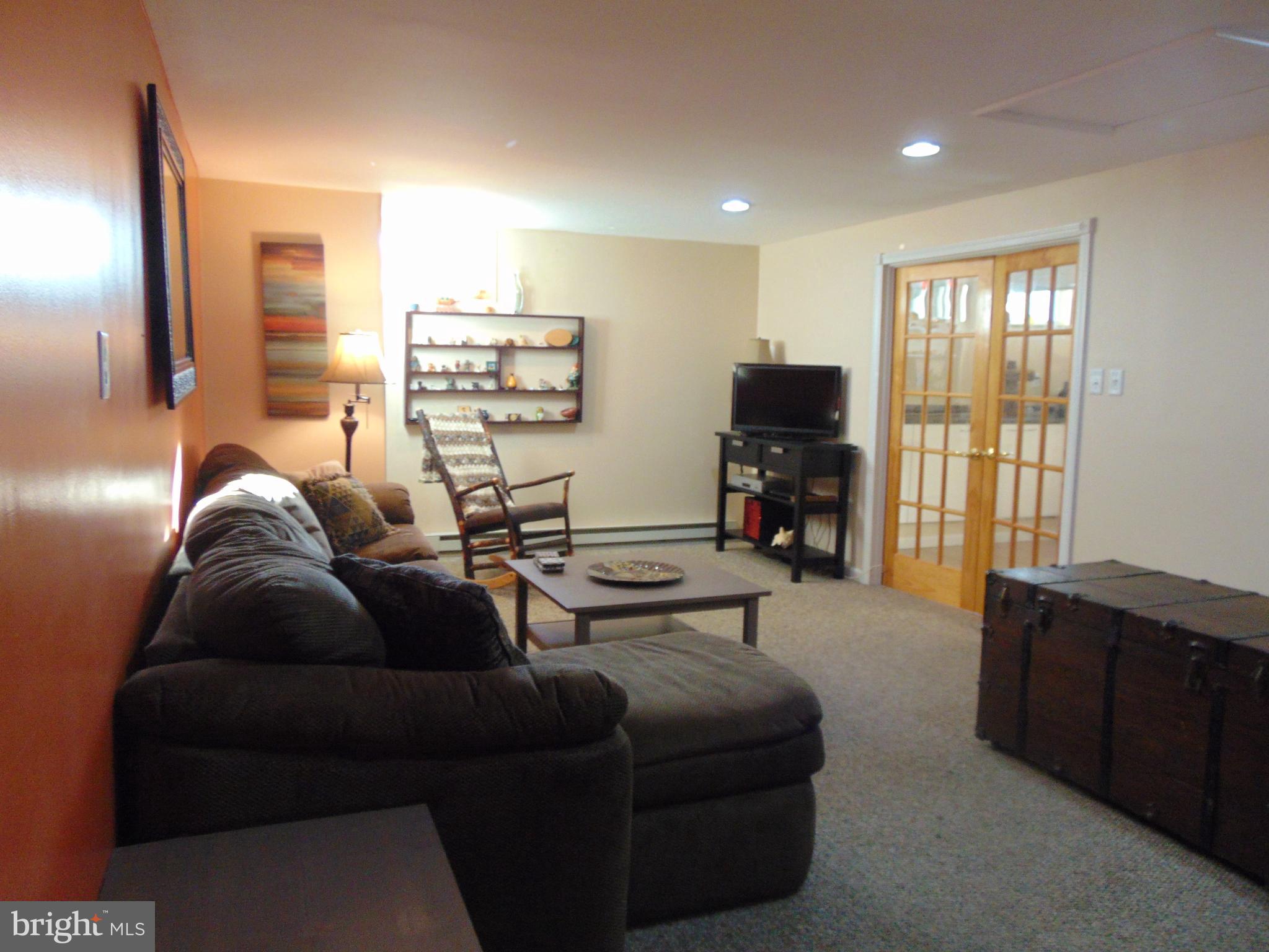 SUNNYSIDE - Residential