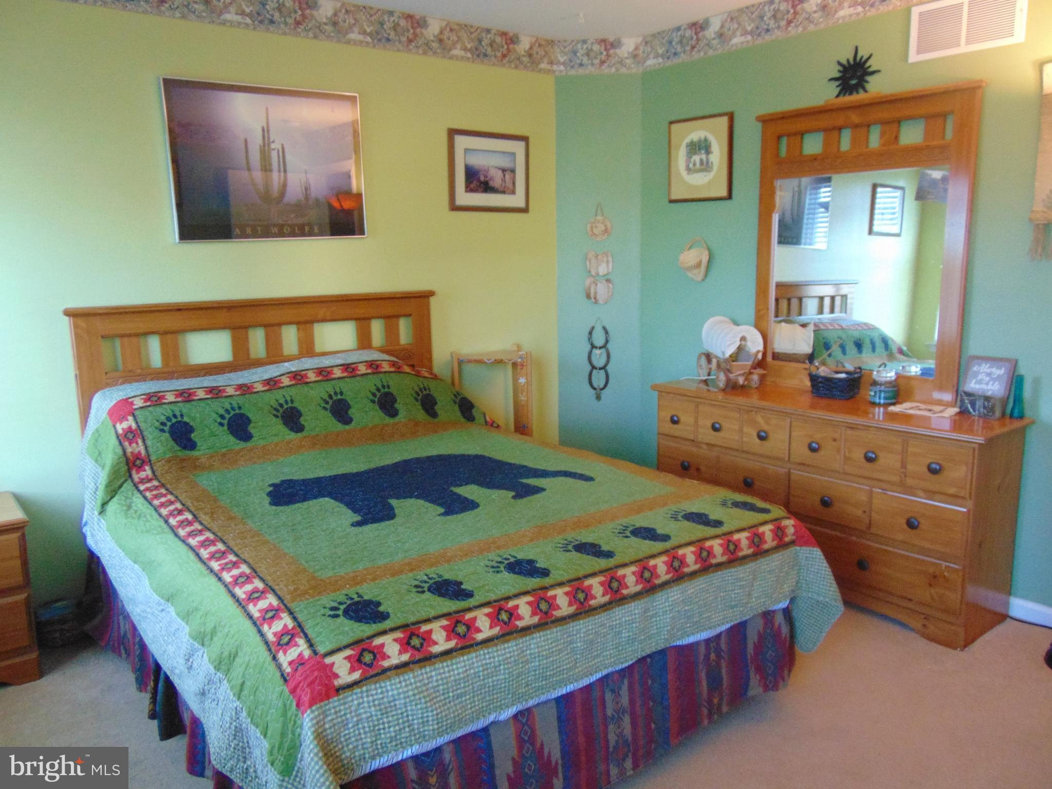 SUNNYSIDE - Residential