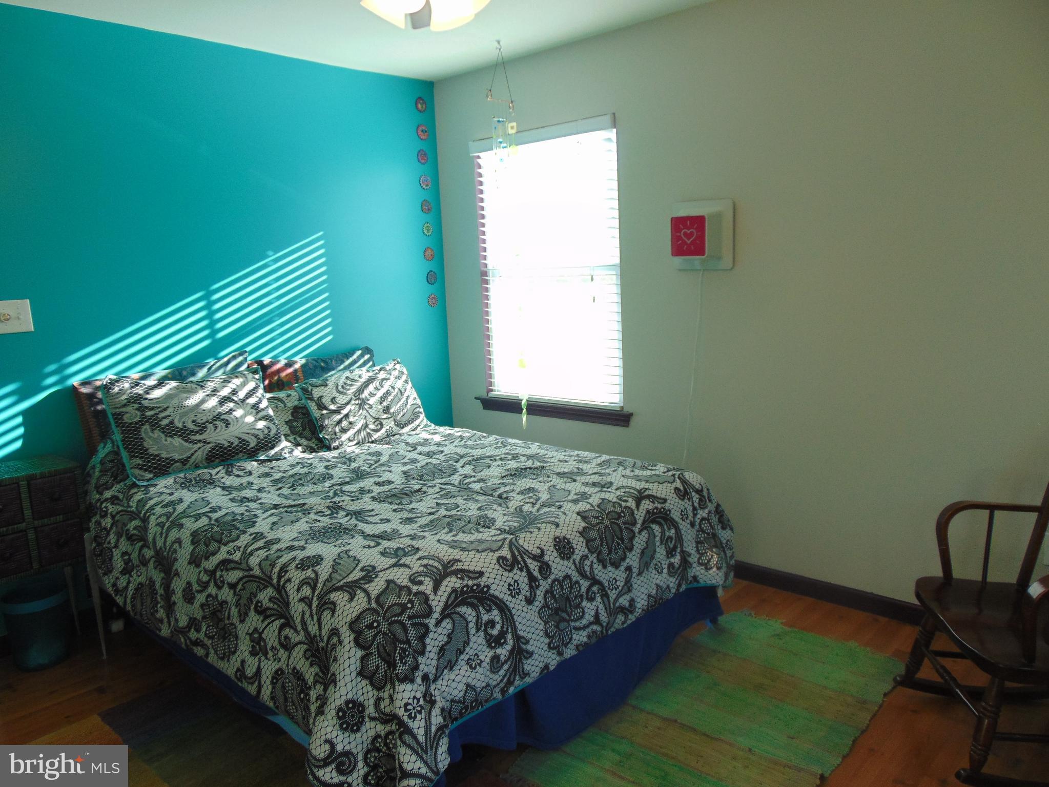 SUNNYSIDE - Residential