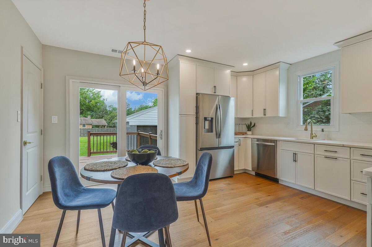 WAGGAMAN HEIGHTS - Residential