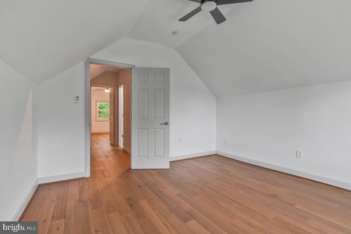 WAGGAMAN HEIGHTS - Residential