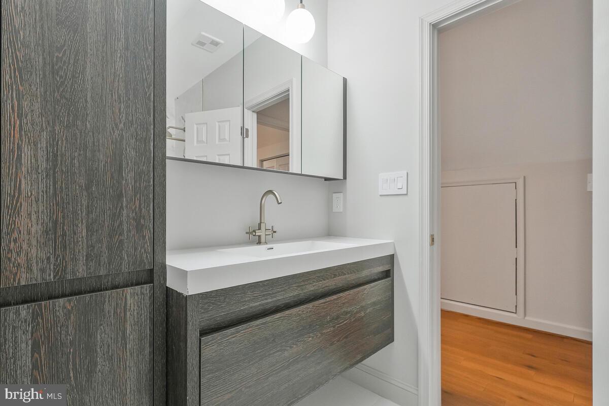 WAGGAMAN HEIGHTS - Residential