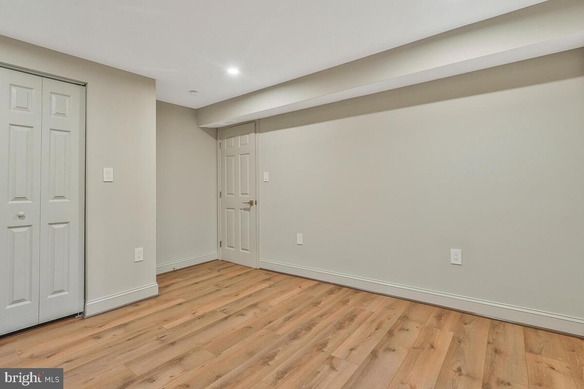 WAGGAMAN HEIGHTS - Residential