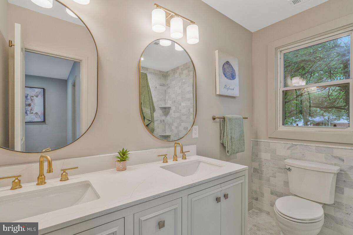 WAGGAMAN HEIGHTS - Residential