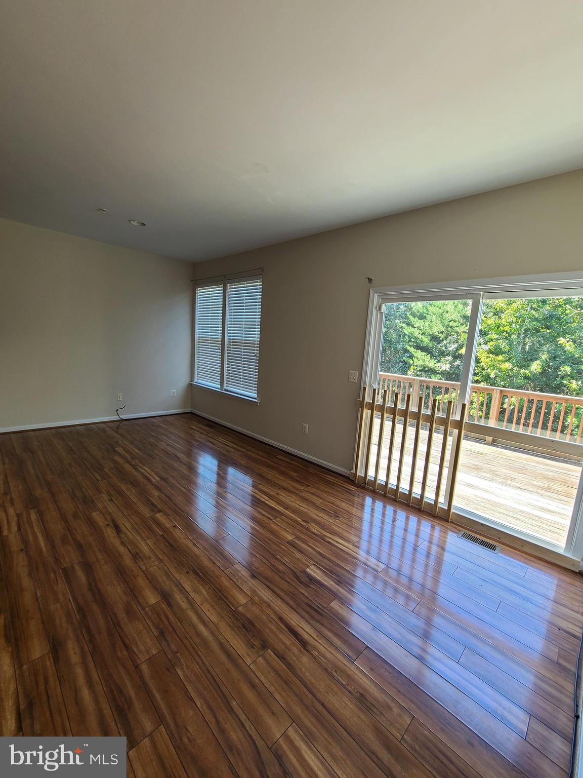 BEVERLY HILLS - Residential Lease