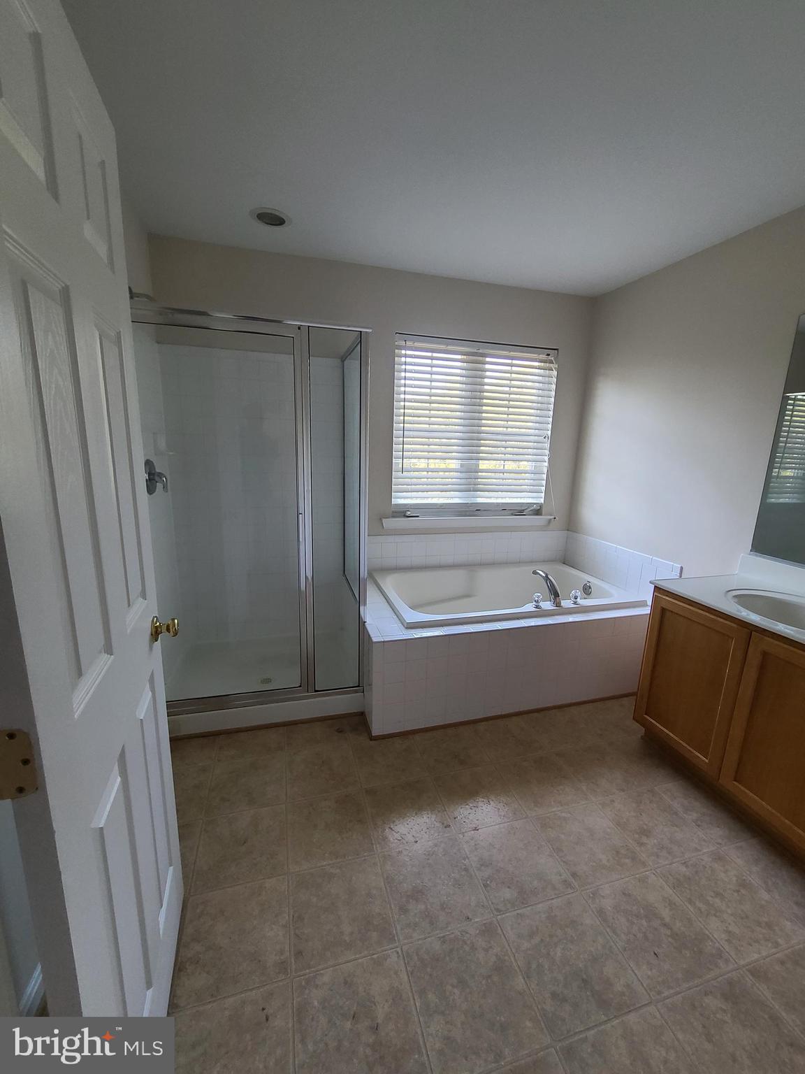 BEVERLY HILLS - Residential Lease