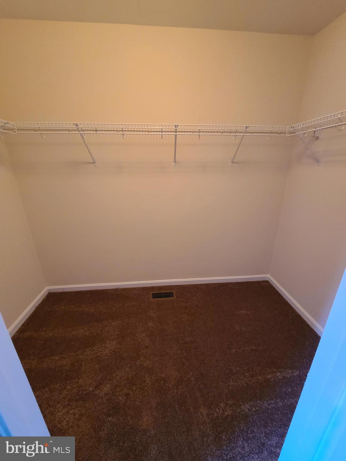 BEVERLY HILLS - Residential Lease