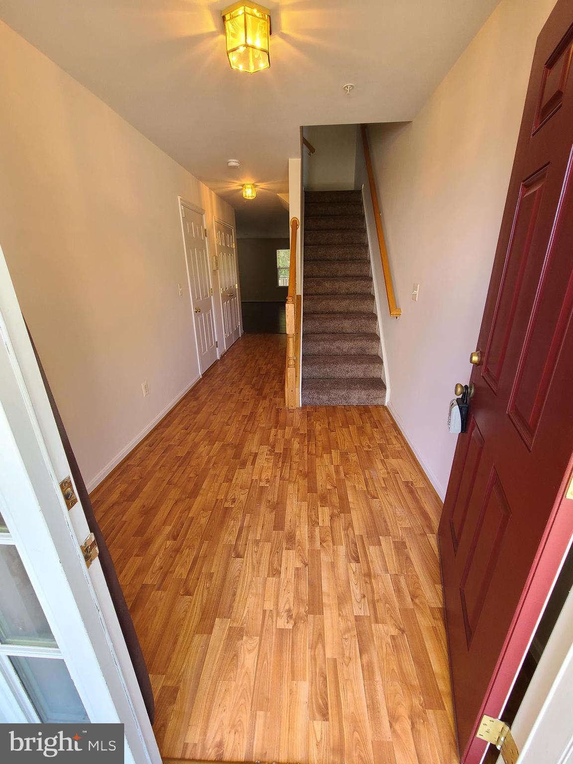 BEVERLY HILLS - Residential Lease