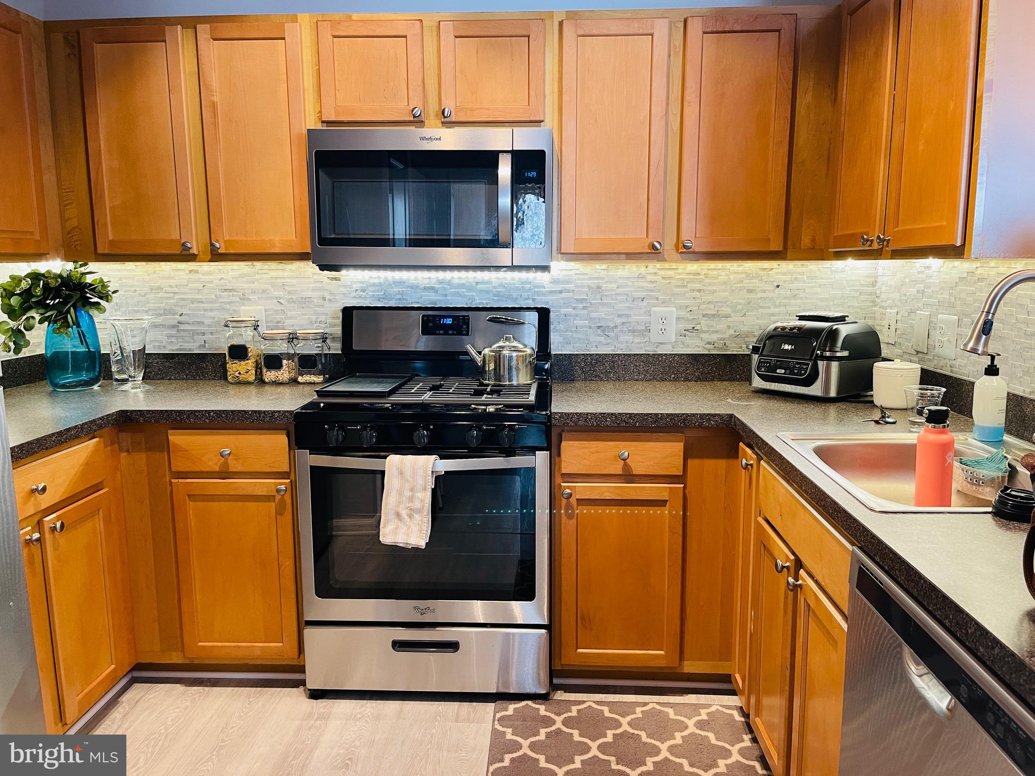 RESTON TOWN CENTER - Residential Lease