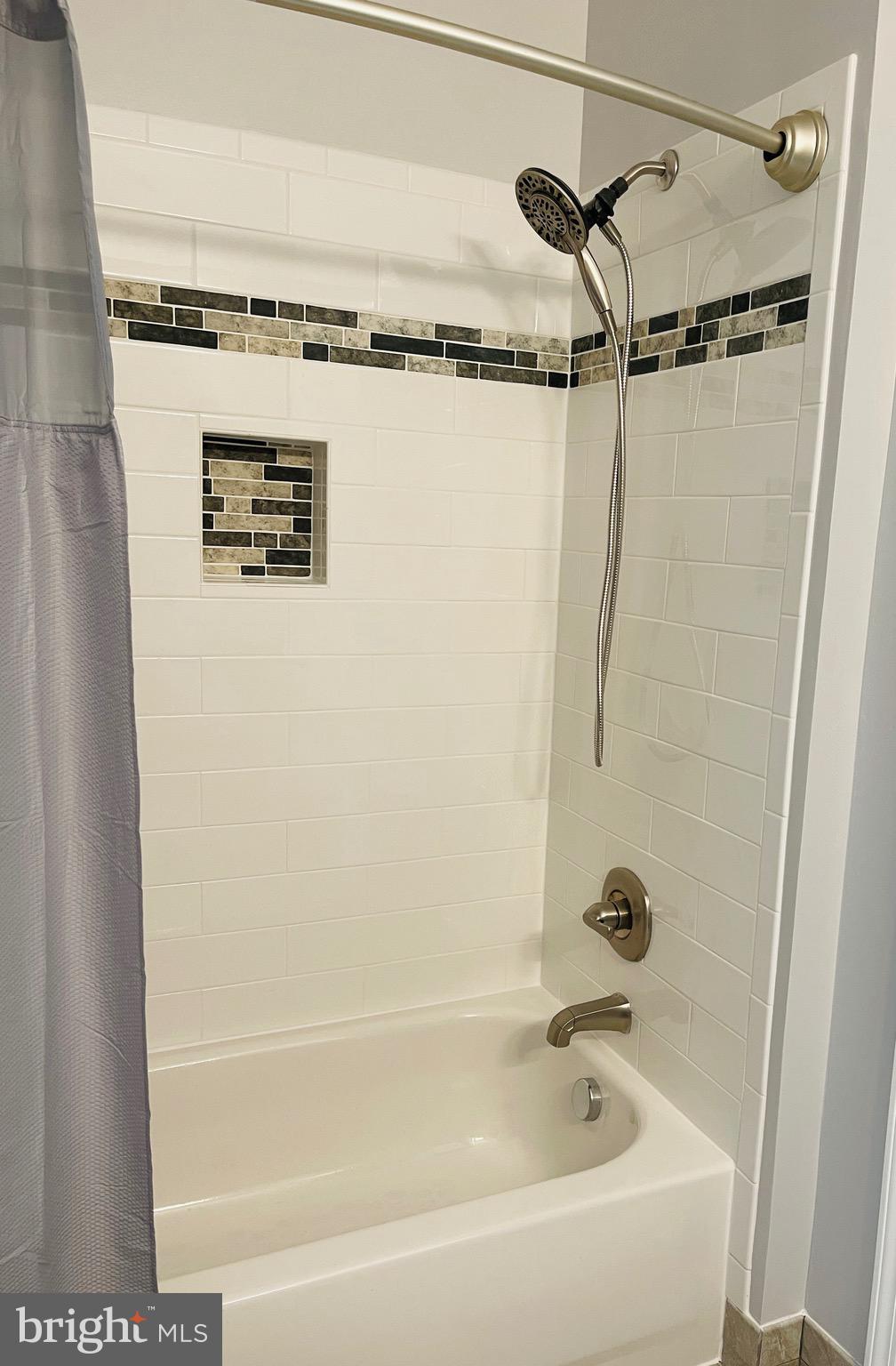 RESTON TOWN CENTER - Residential Lease