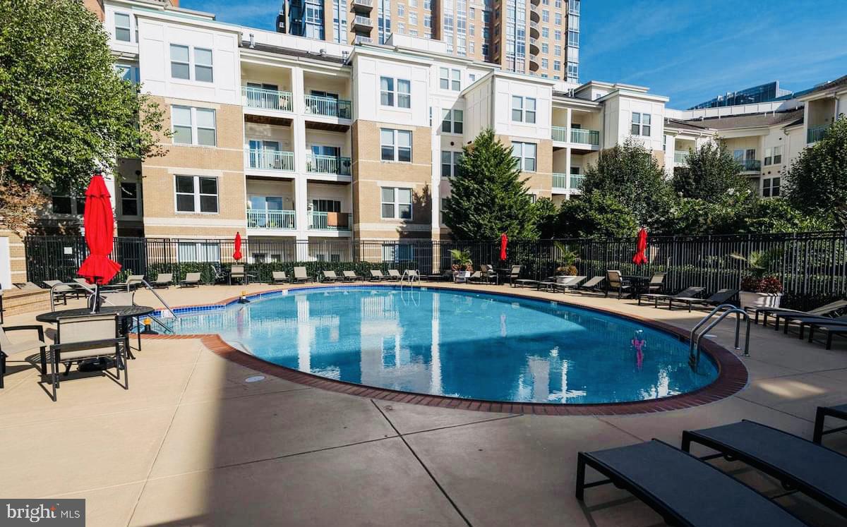 RESTON TOWN CENTER - Residential Lease