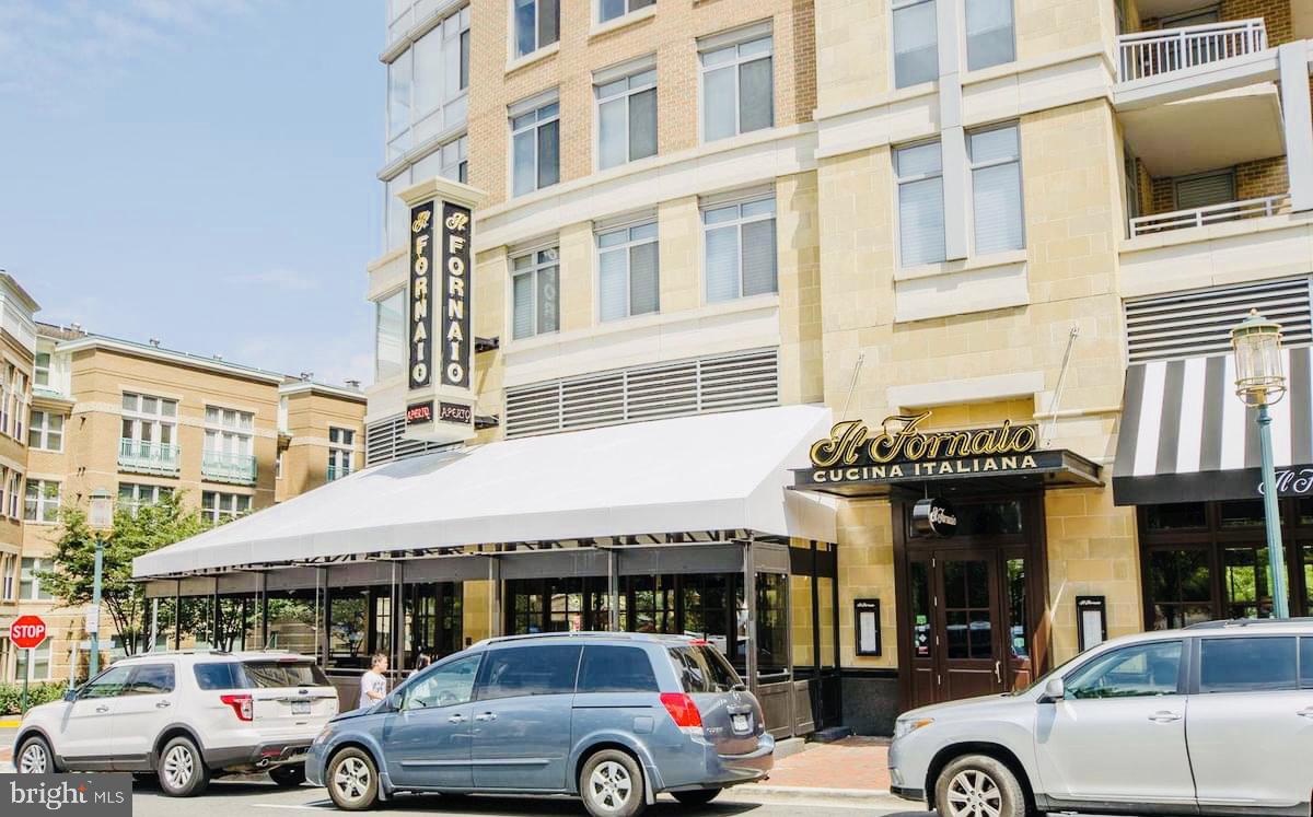 RESTON TOWN CENTER - Residential Lease