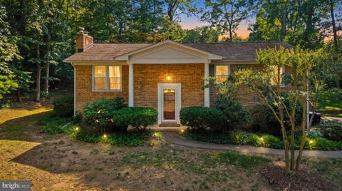 Photo of 176 Cardamon Drive, EDGEWATER, MD 21037 (MLS # MDAA2155568)