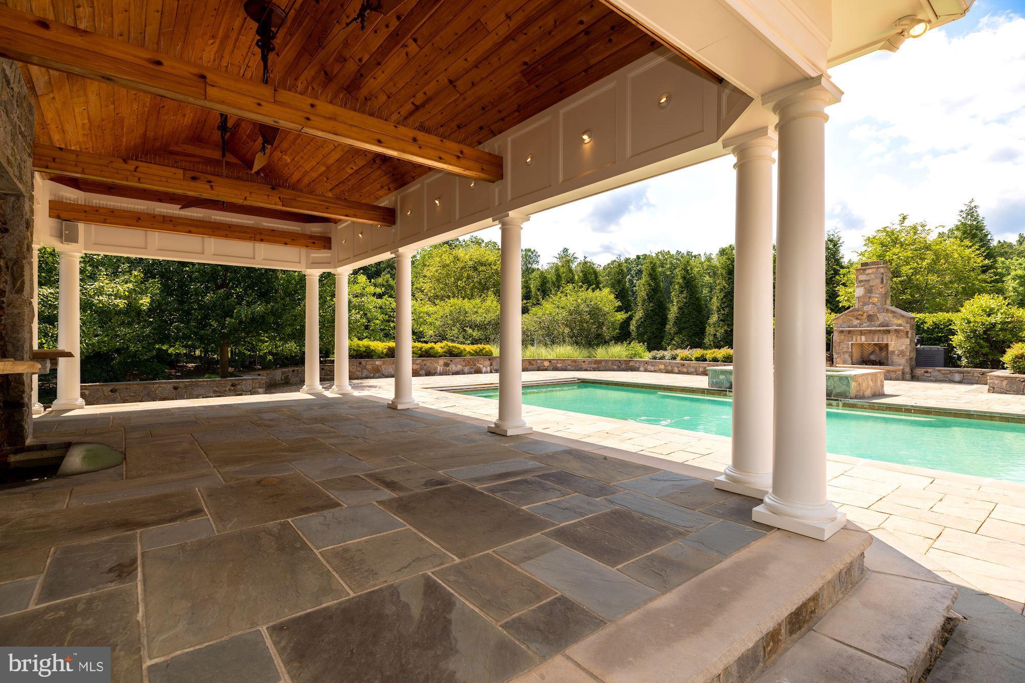 LONGMEADOW - Residential