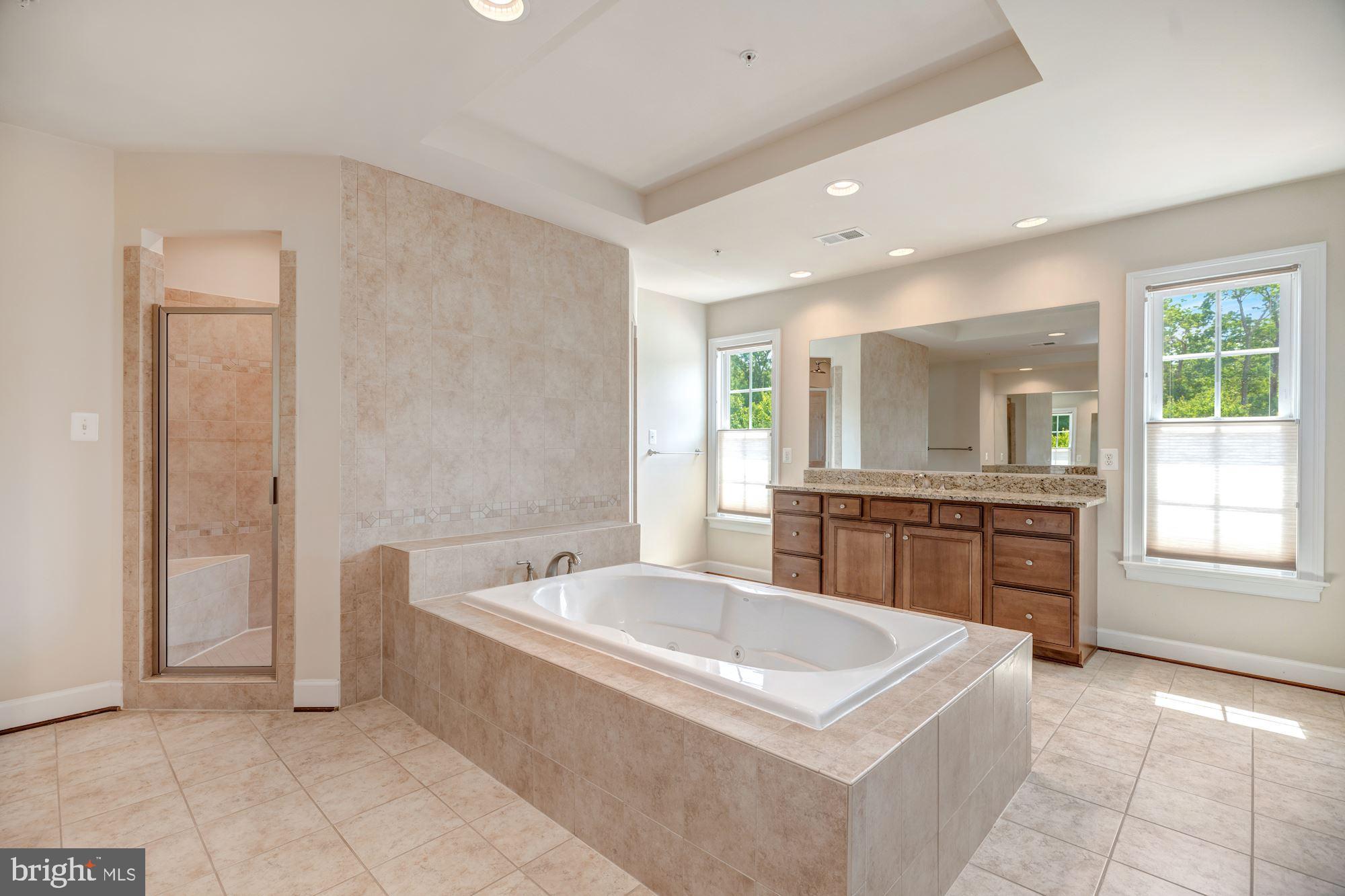 LONGMEADOW - Residential