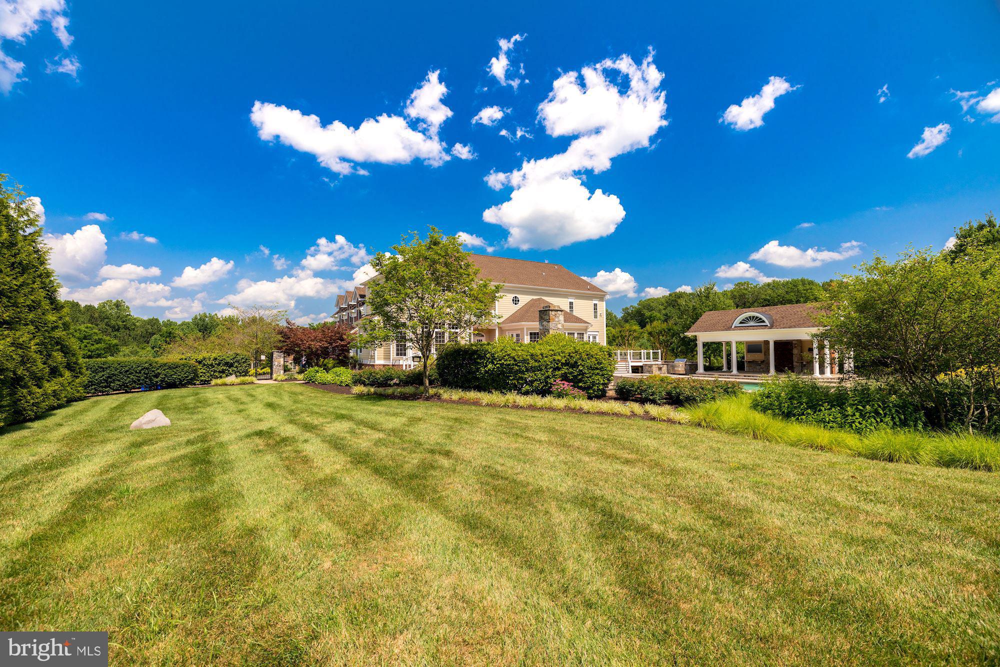 LONGMEADOW - Residential