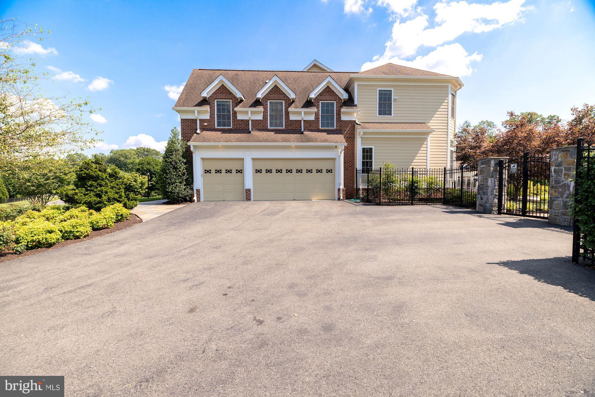 LONGMEADOW - Residential