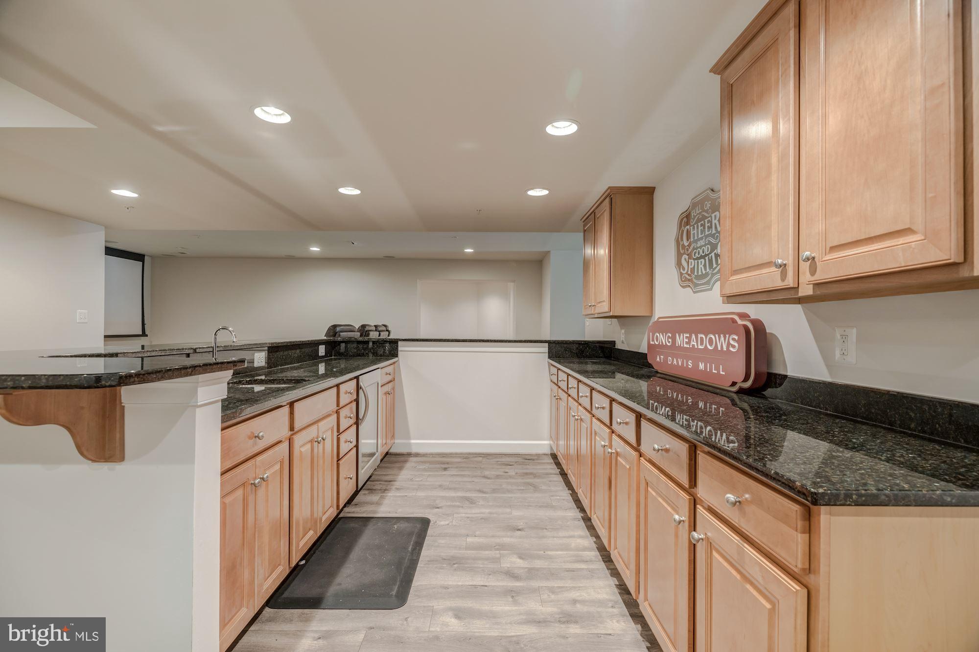 LONGMEADOW - Residential