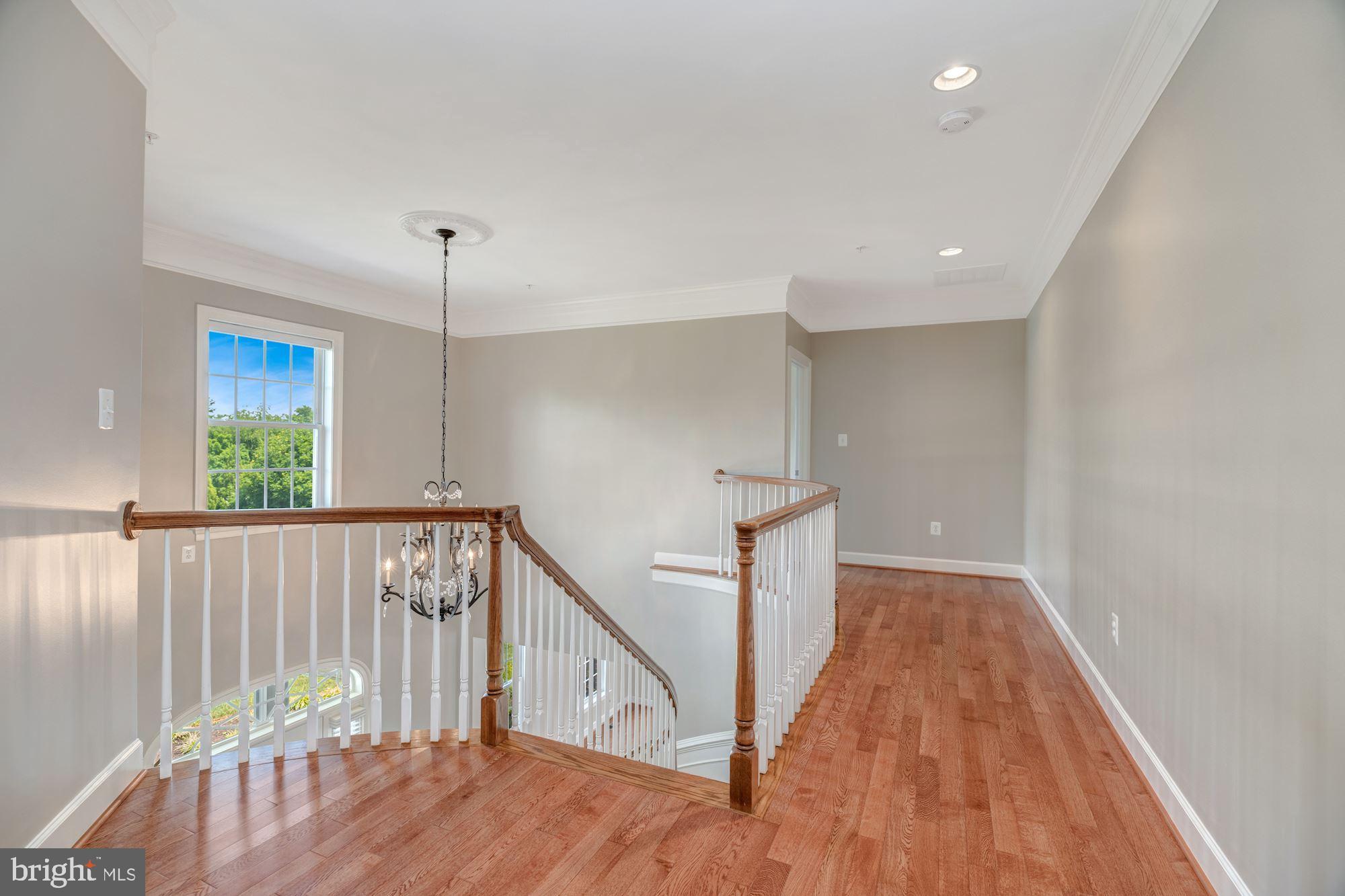 LONGMEADOW - Residential