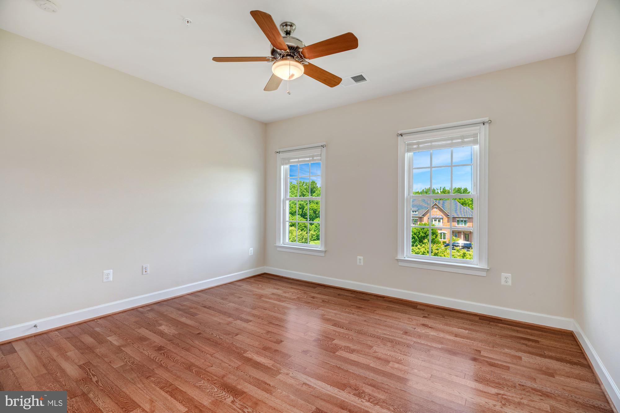 LONGMEADOW - Residential