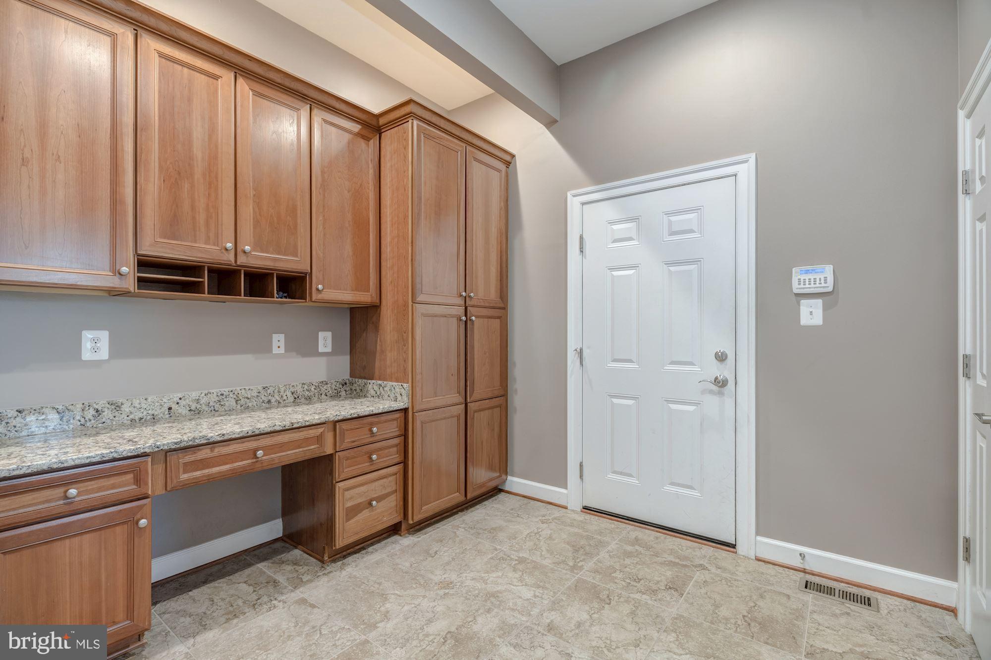 LONGMEADOW - Residential