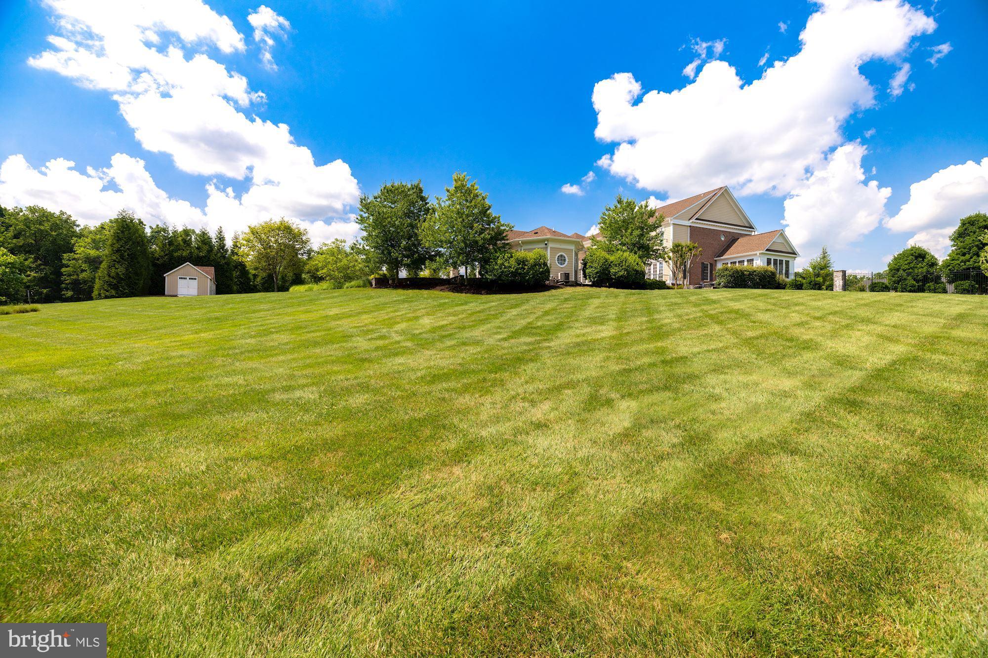 LONGMEADOW - Residential