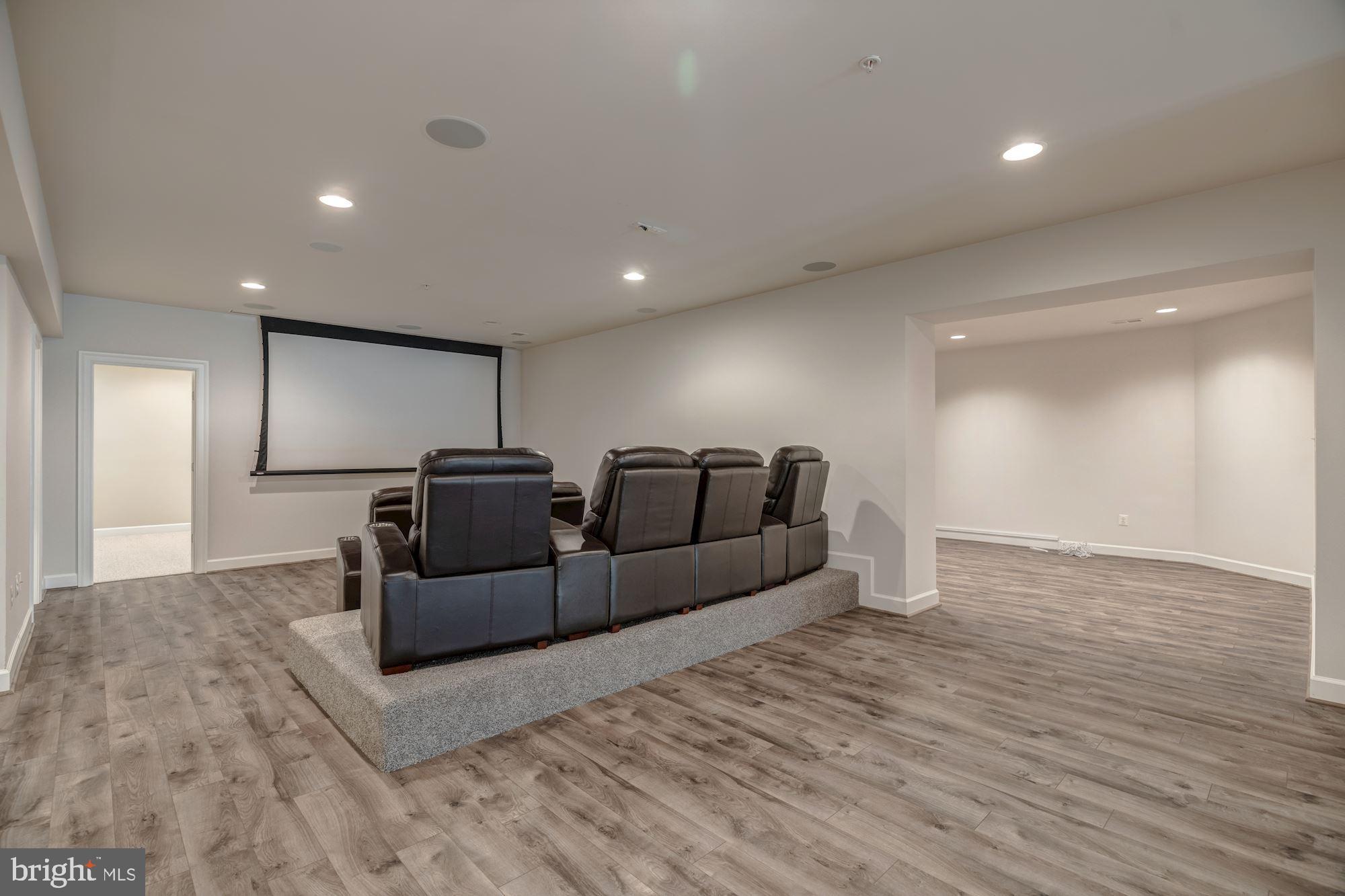 LONGMEADOW - Residential