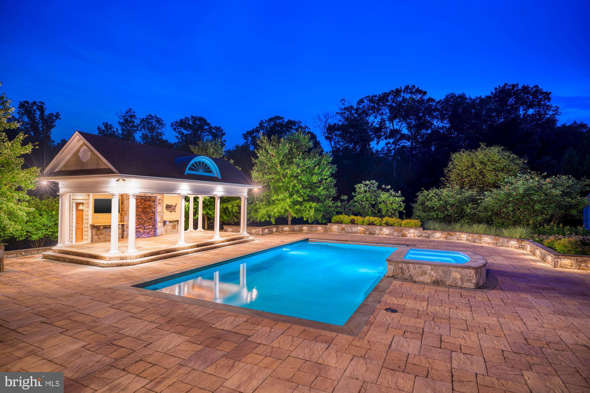 LONGMEADOW - Residential