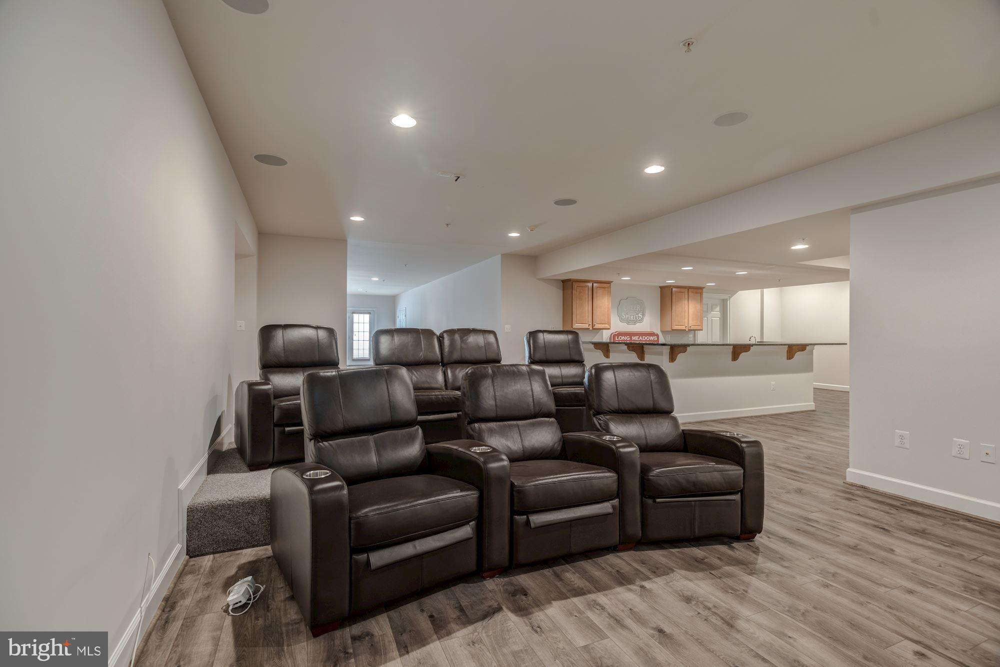 LONGMEADOW - Residential