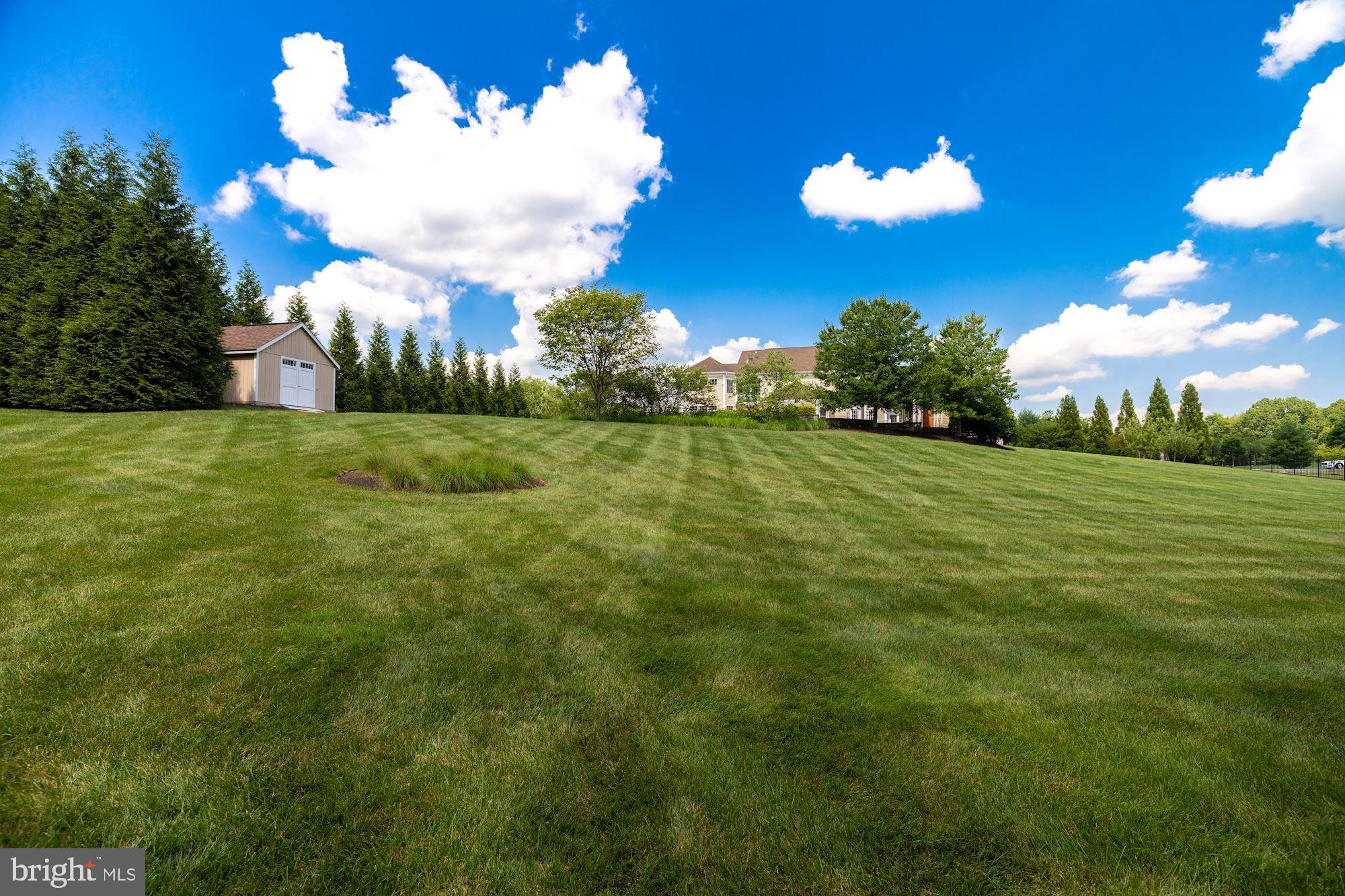 LONGMEADOW - Residential