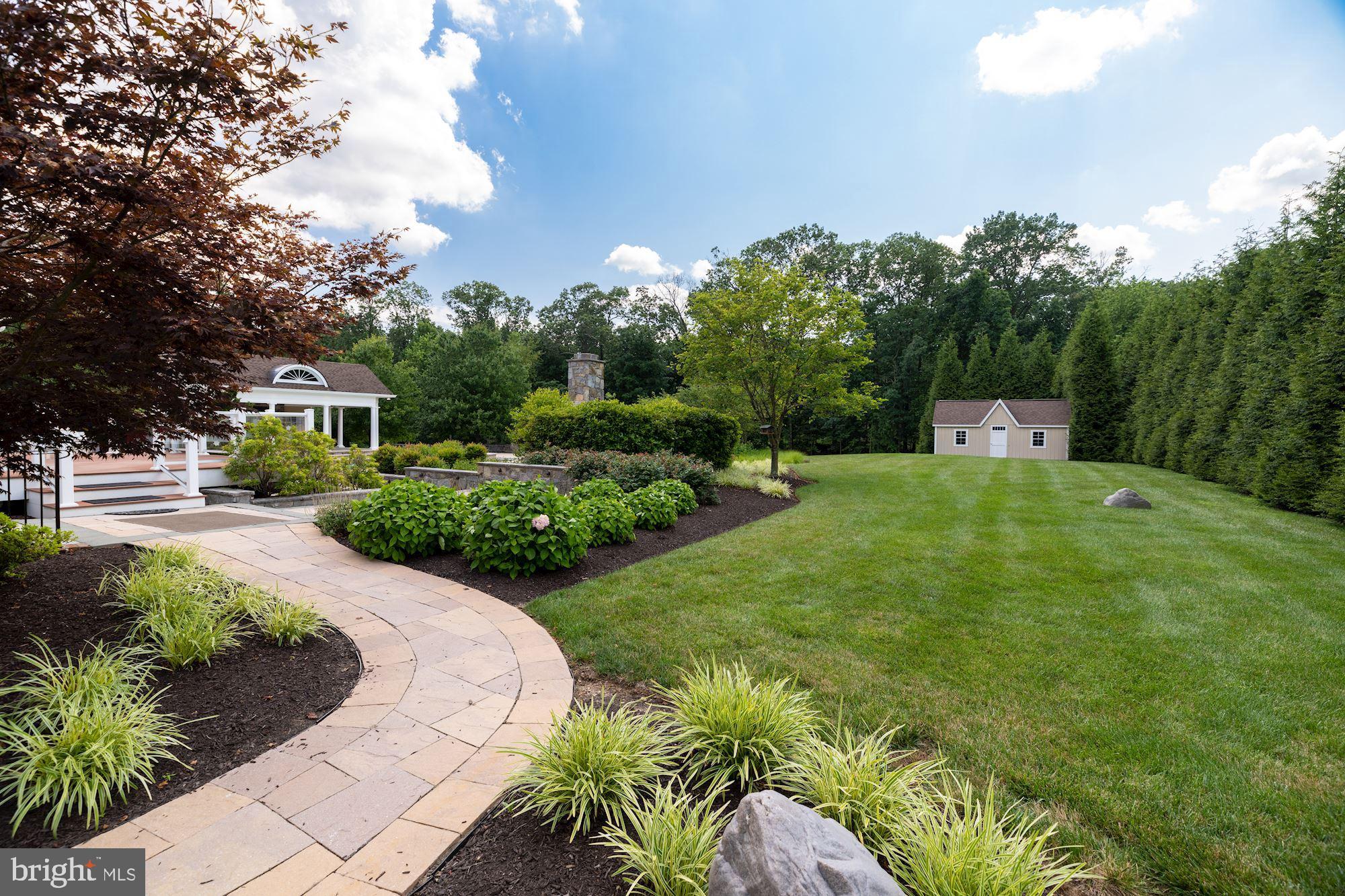 LONGMEADOW - Residential