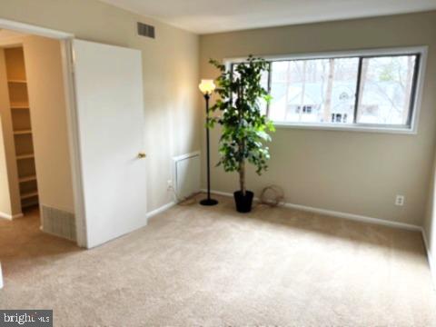 HERITAGE WOODS NORTH - Residential