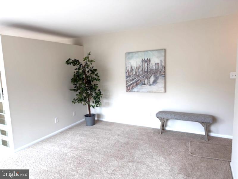 HERITAGE WOODS NORTH - Residential