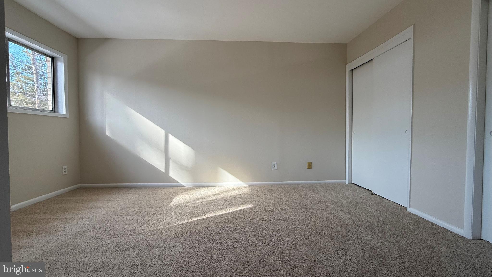 HERITAGE WOODS NORTH - Residential