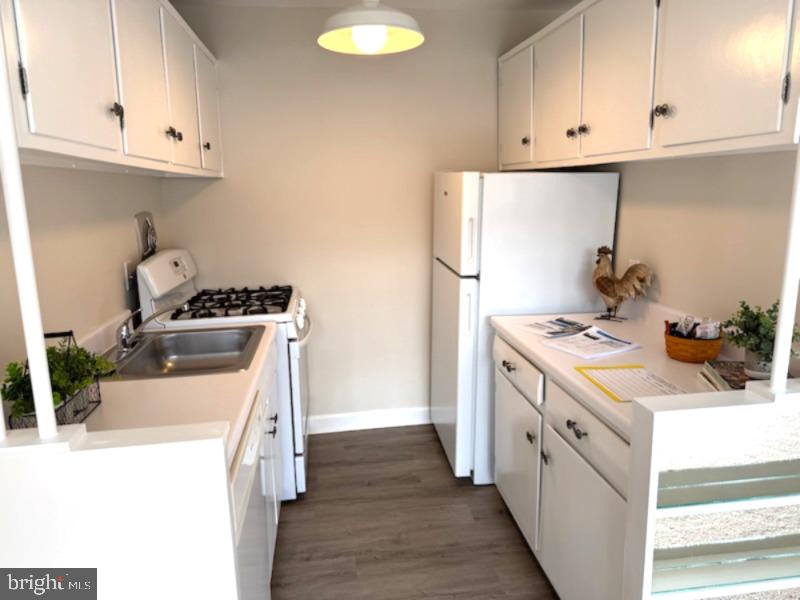 HERITAGE WOODS NORTH - Residential