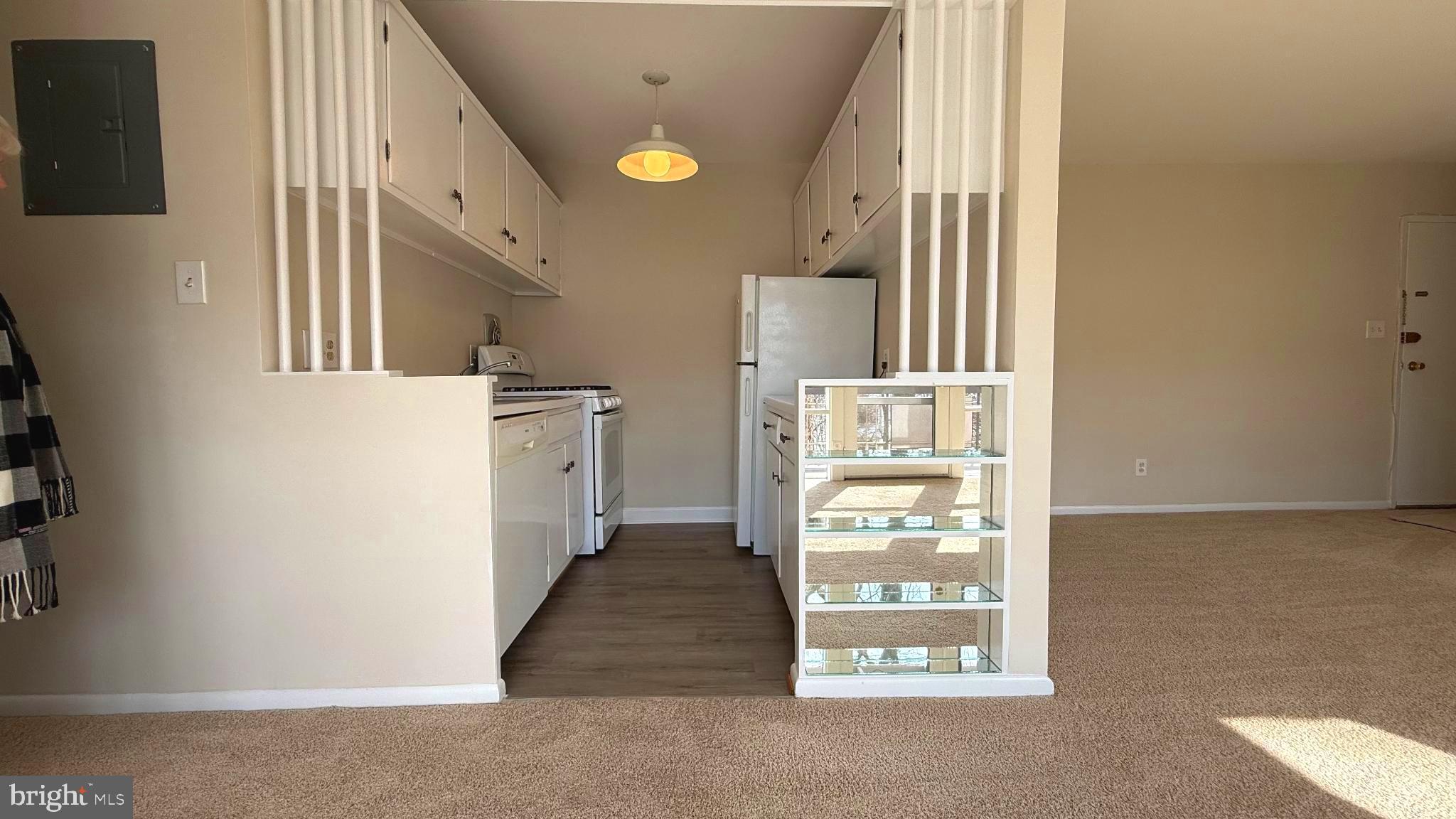 HERITAGE WOODS NORTH - Residential