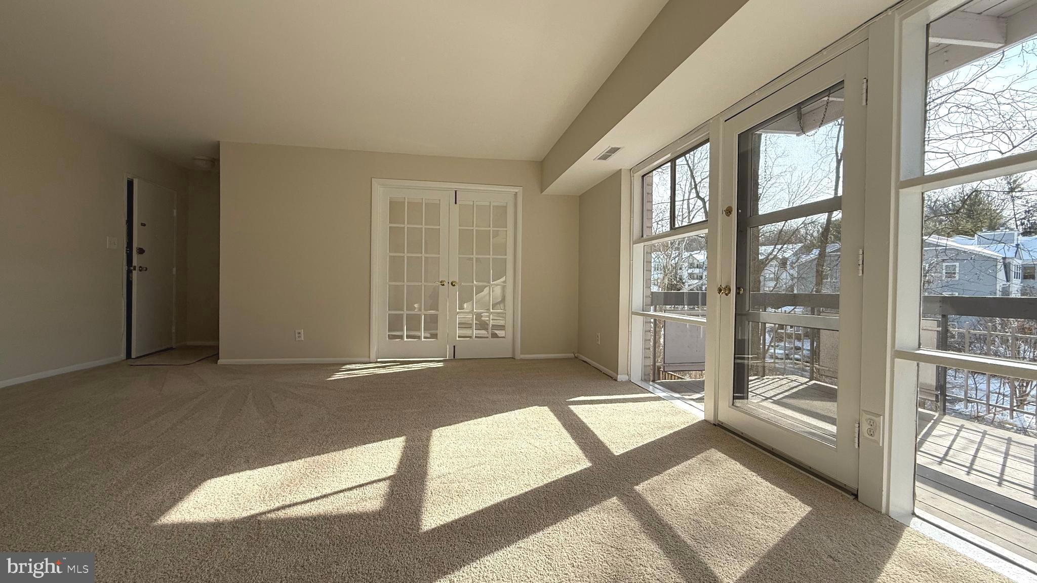 HERITAGE WOODS NORTH - Residential