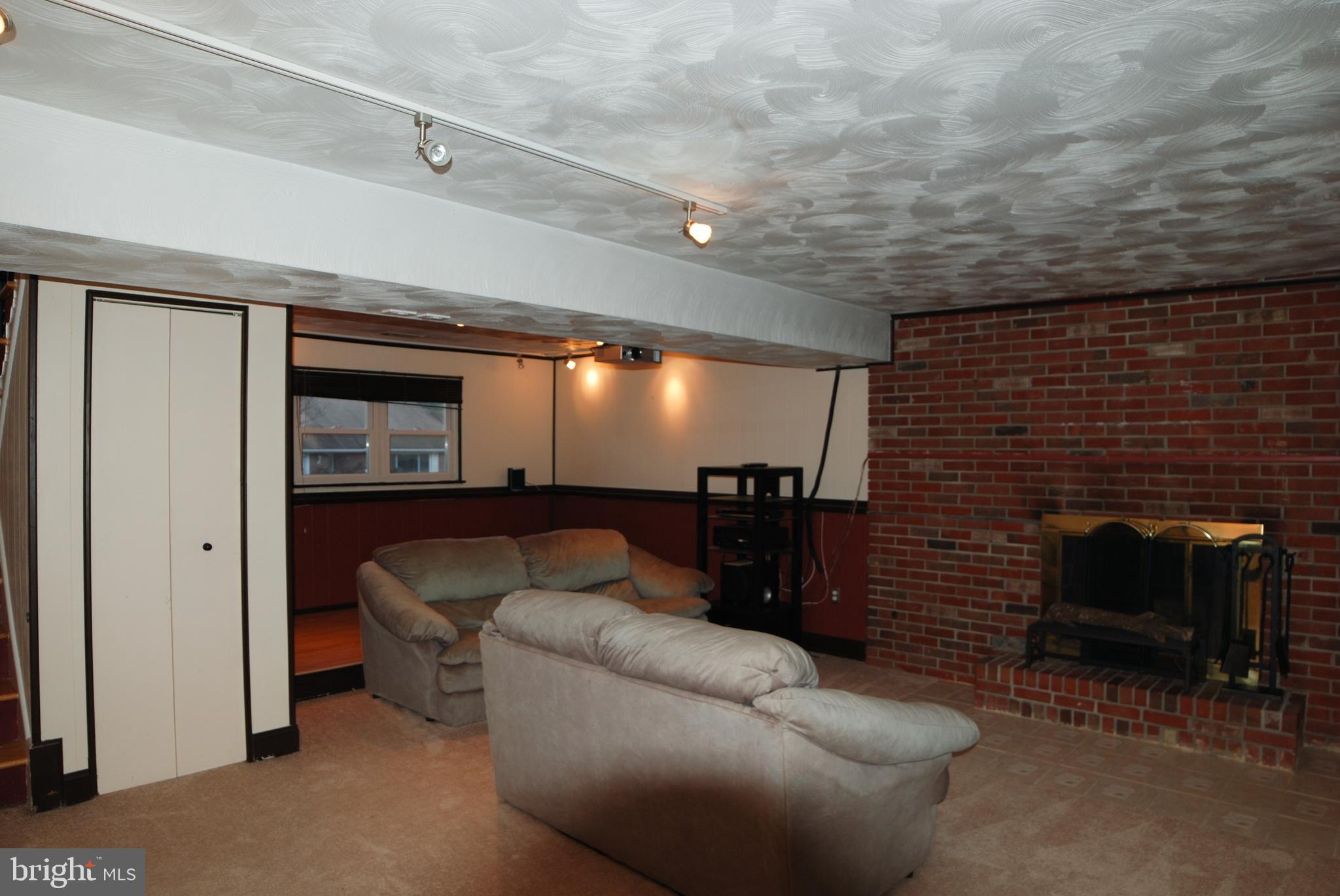 RIPPLING ESTATES - Residential