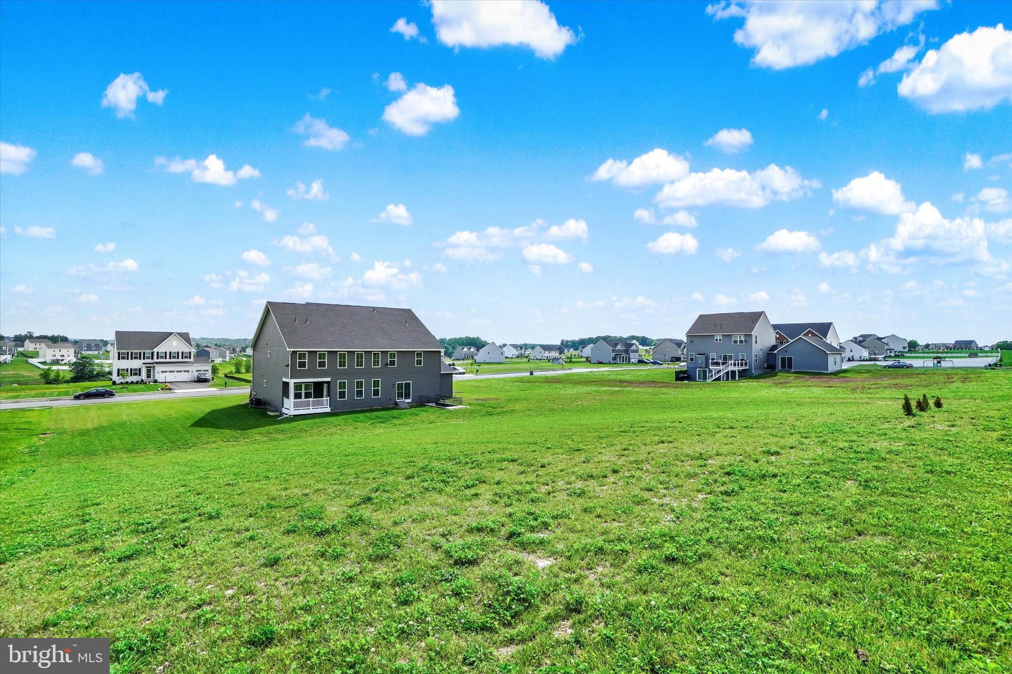HIGH POINTE SOUTH - Residential