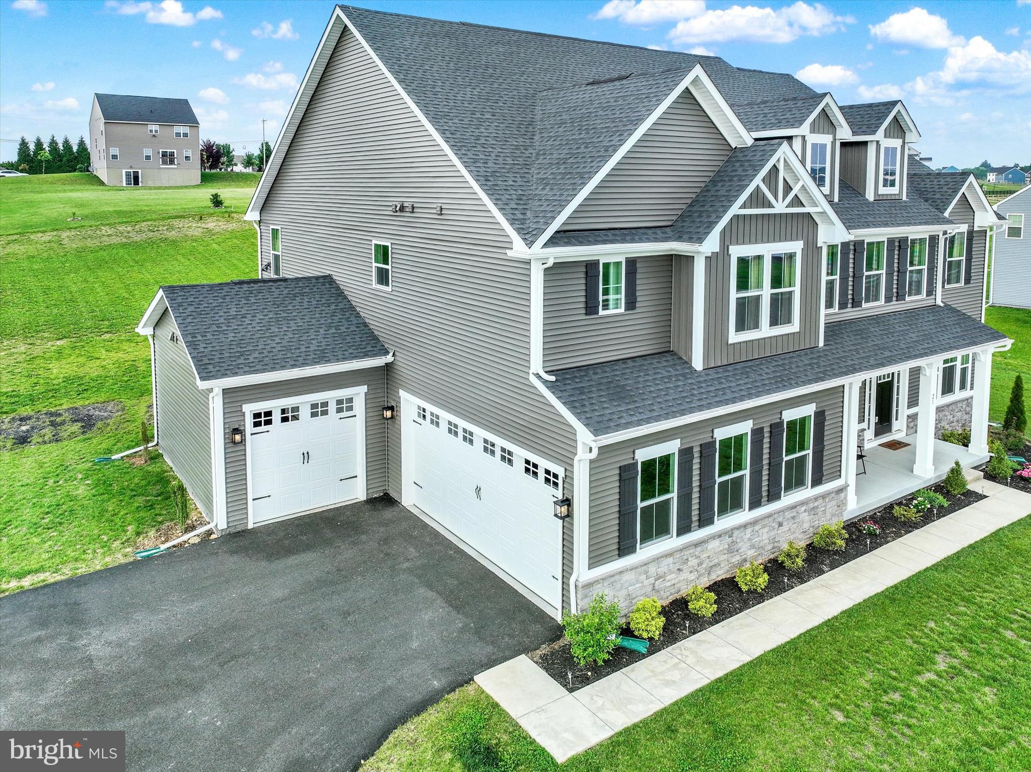 HIGH POINTE SOUTH - Residential