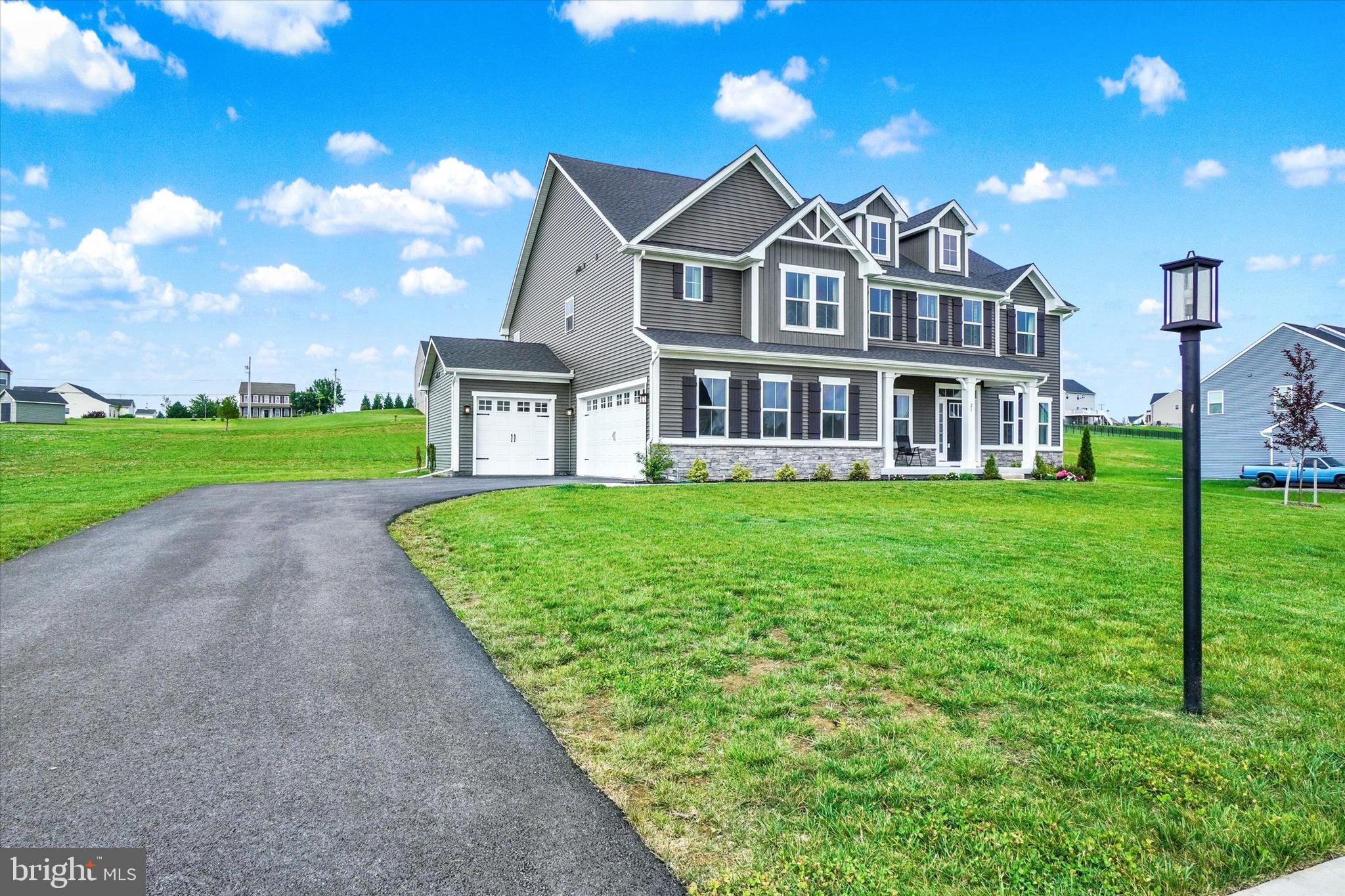 HIGH POINTE SOUTH - Residential