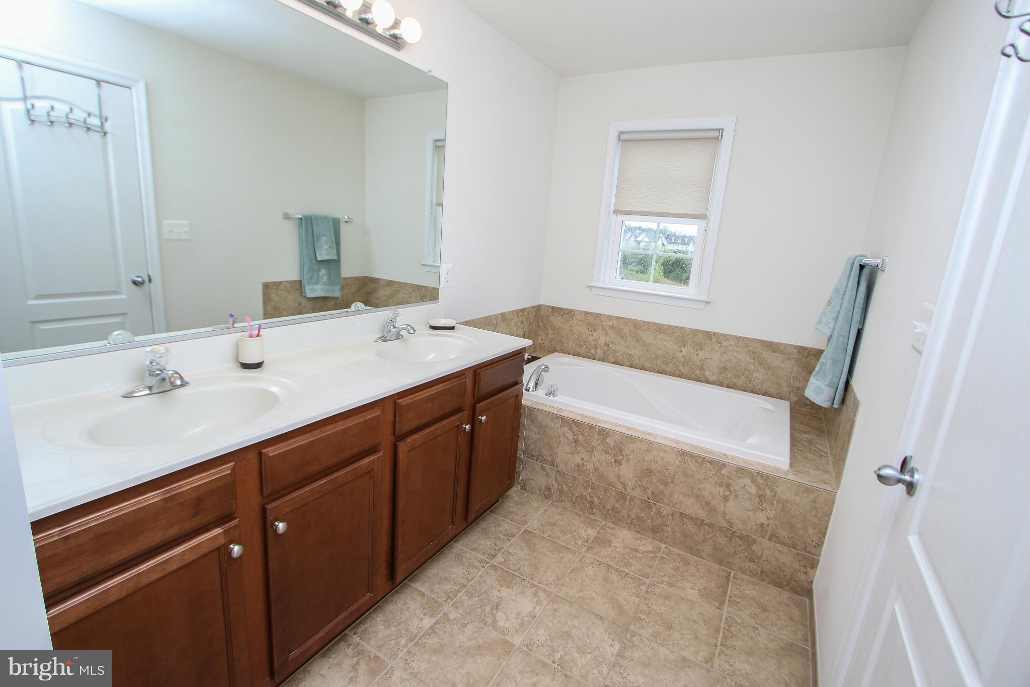 STONE RIDGE SOUTH - Residential