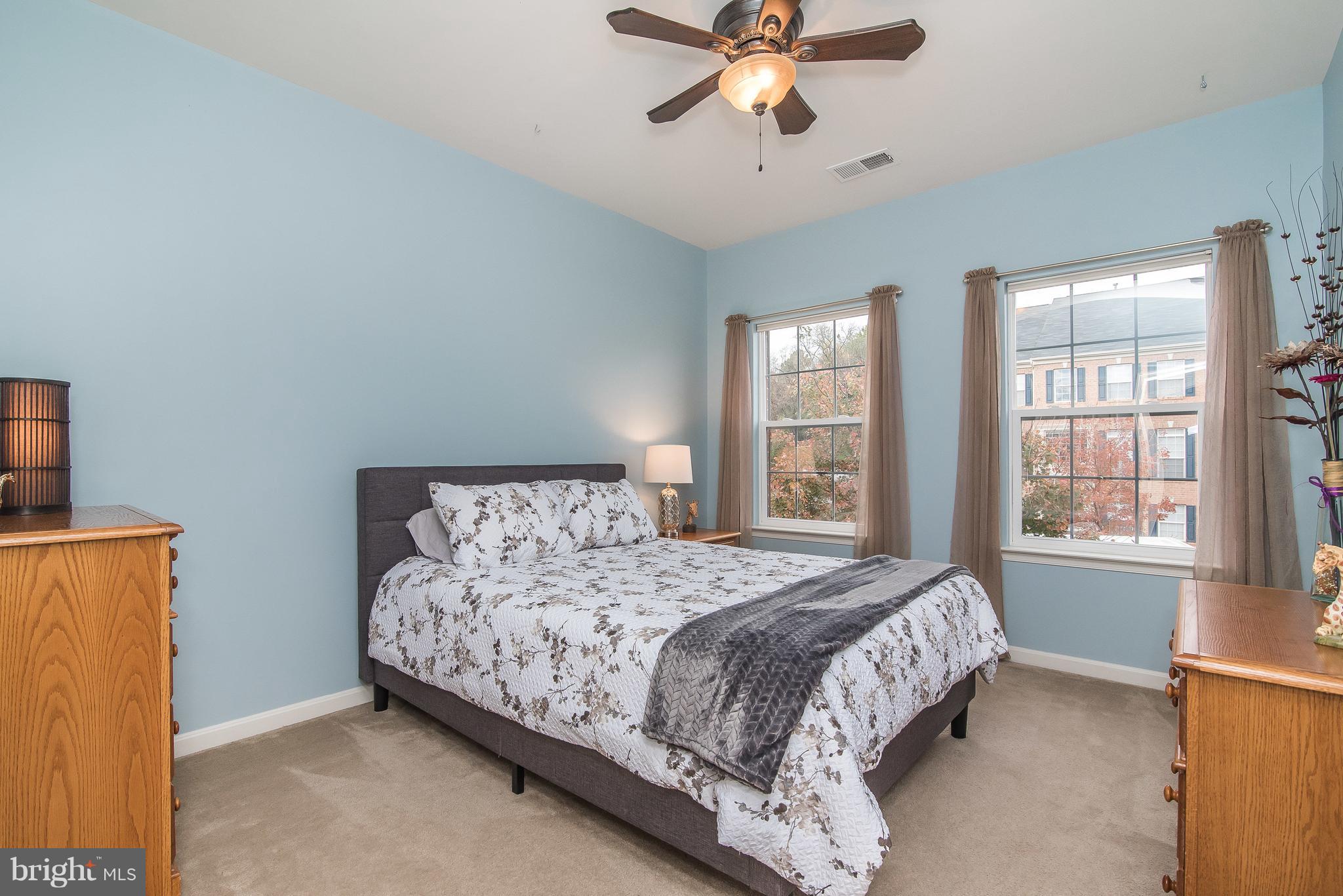 HUNTERS RIDGE - Residential