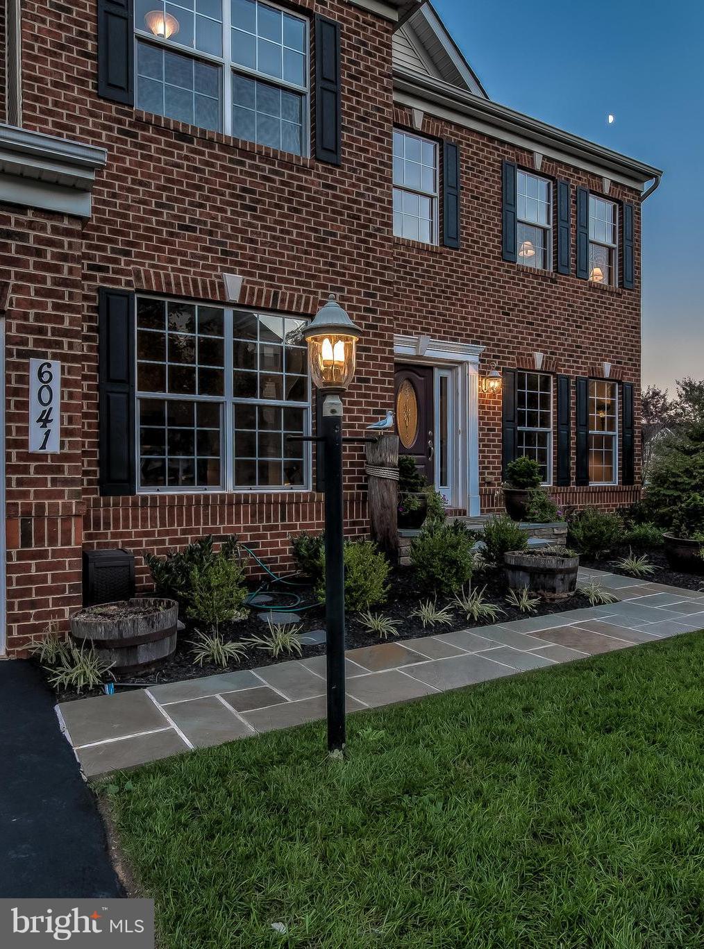 HUNTERS RIDGE - Residential