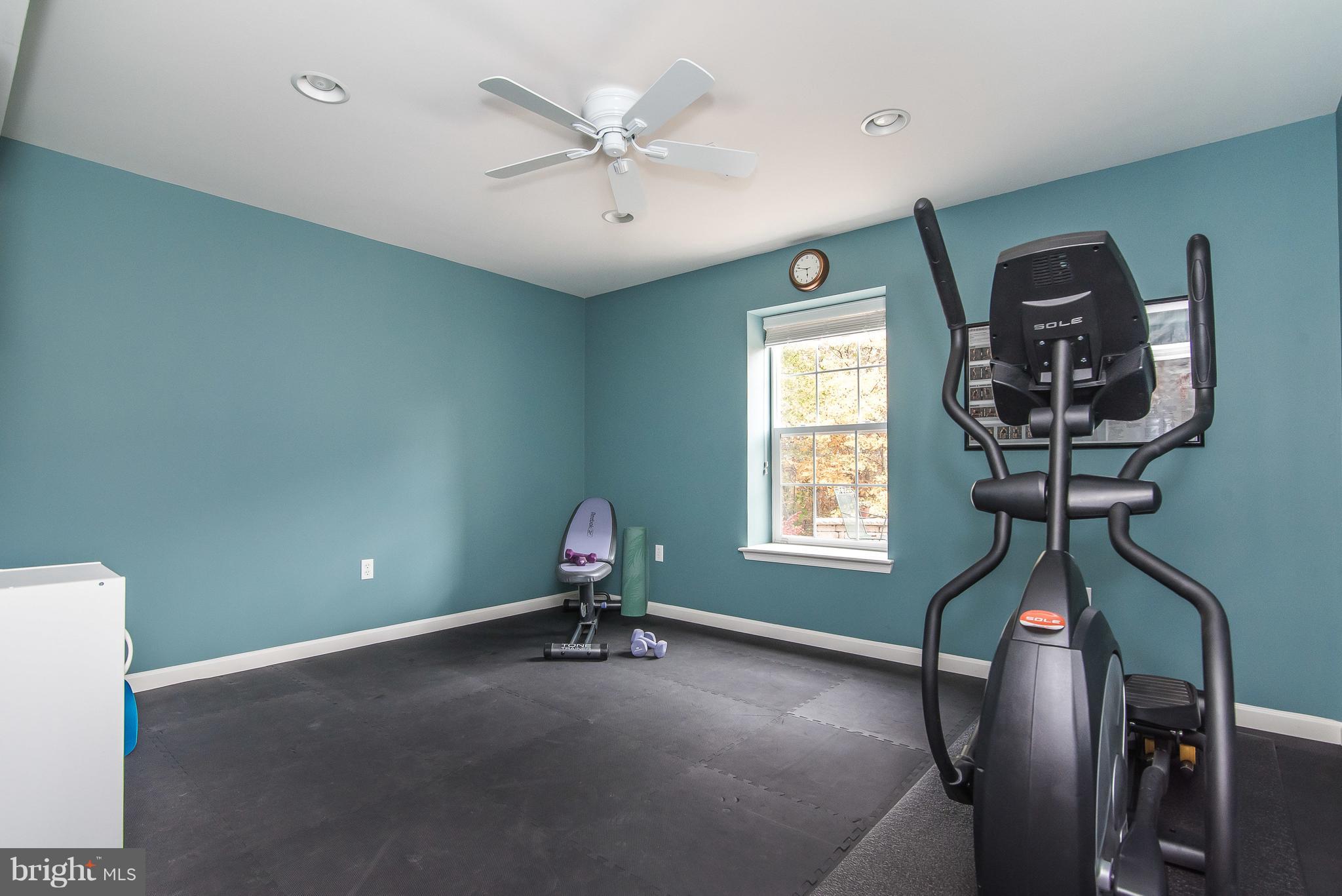 HUNTERS RIDGE - Residential