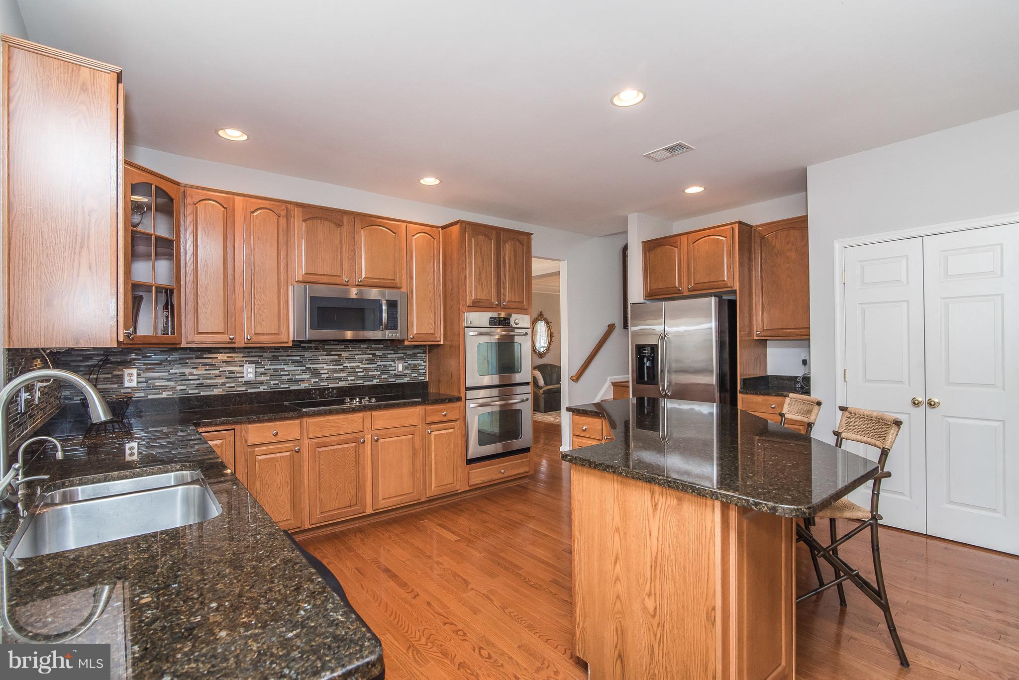 HUNTERS RIDGE - Residential