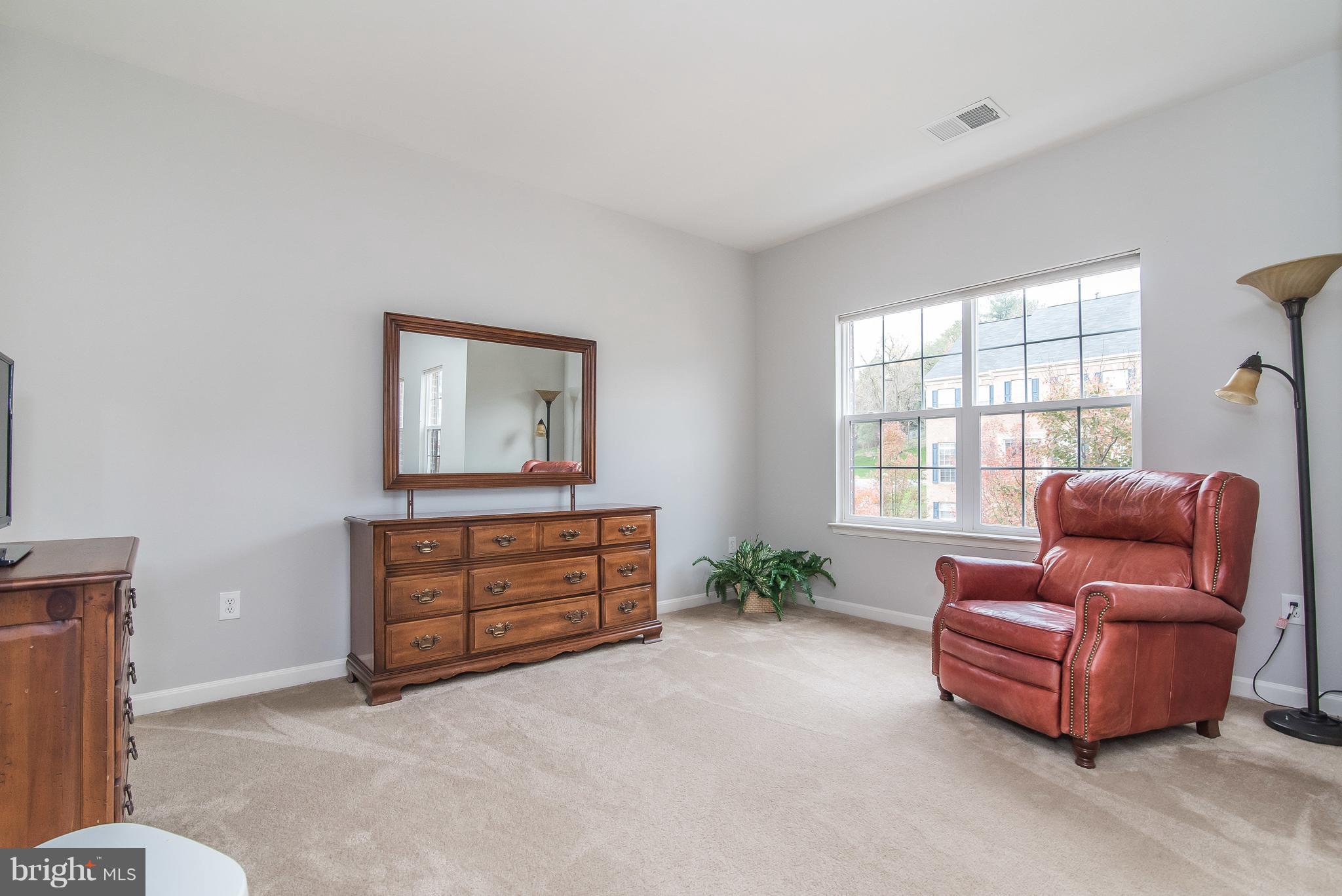 HUNTERS RIDGE - Residential