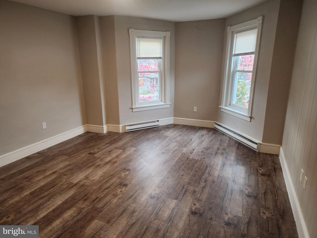 Photo of 801 Queen Street, POTTSTOWN, PA 19464 (MLS # PAMC2162562)